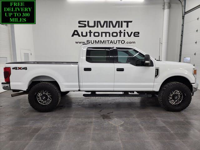 2022 Ford F-350 Super Duty XLT Crew Cab 4WD