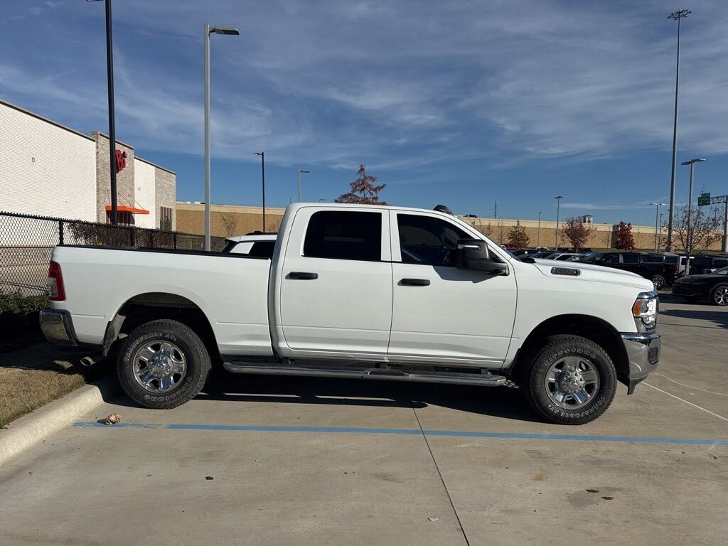 2024 RAM 2500 Tradesman Crew Cab 4WD