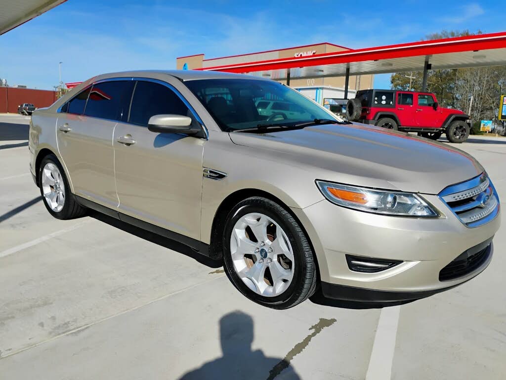 2011 Ford Taurus SEL