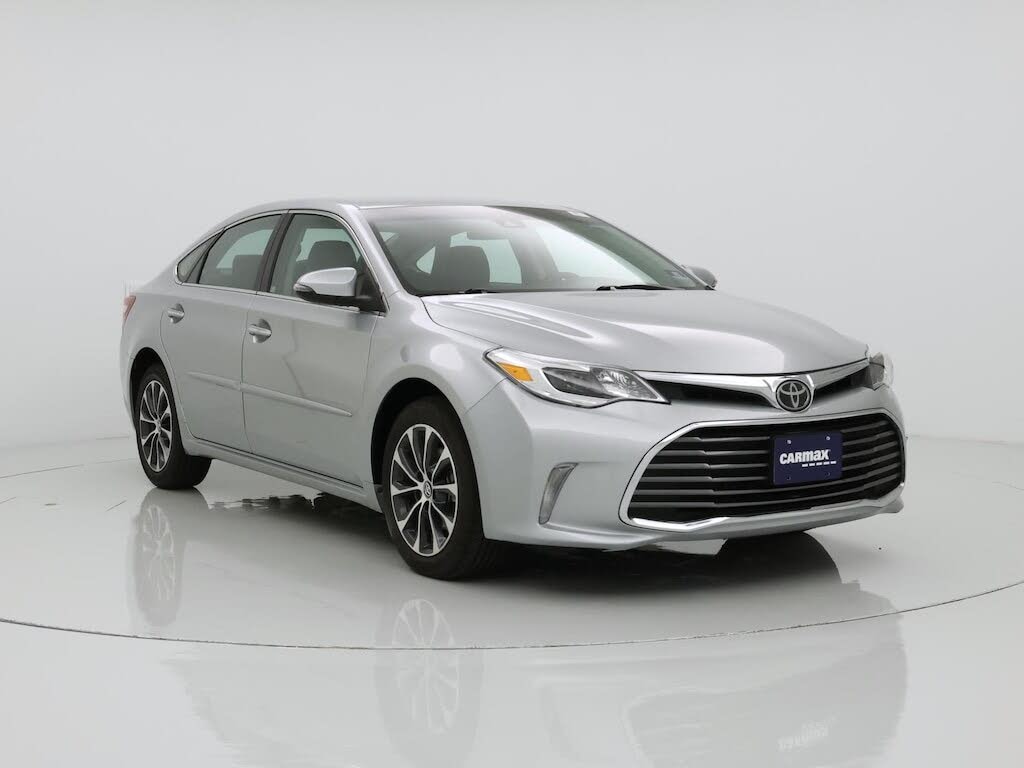 2018 Toyota Avalon XLE