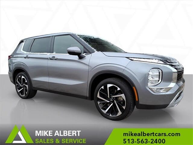 2024 Mitsubishi Outlander SE FWD