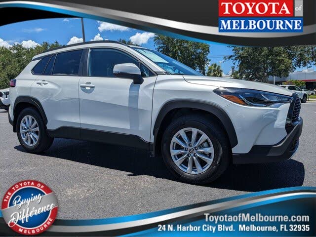 2024 Toyota Corolla Cross LE FWD