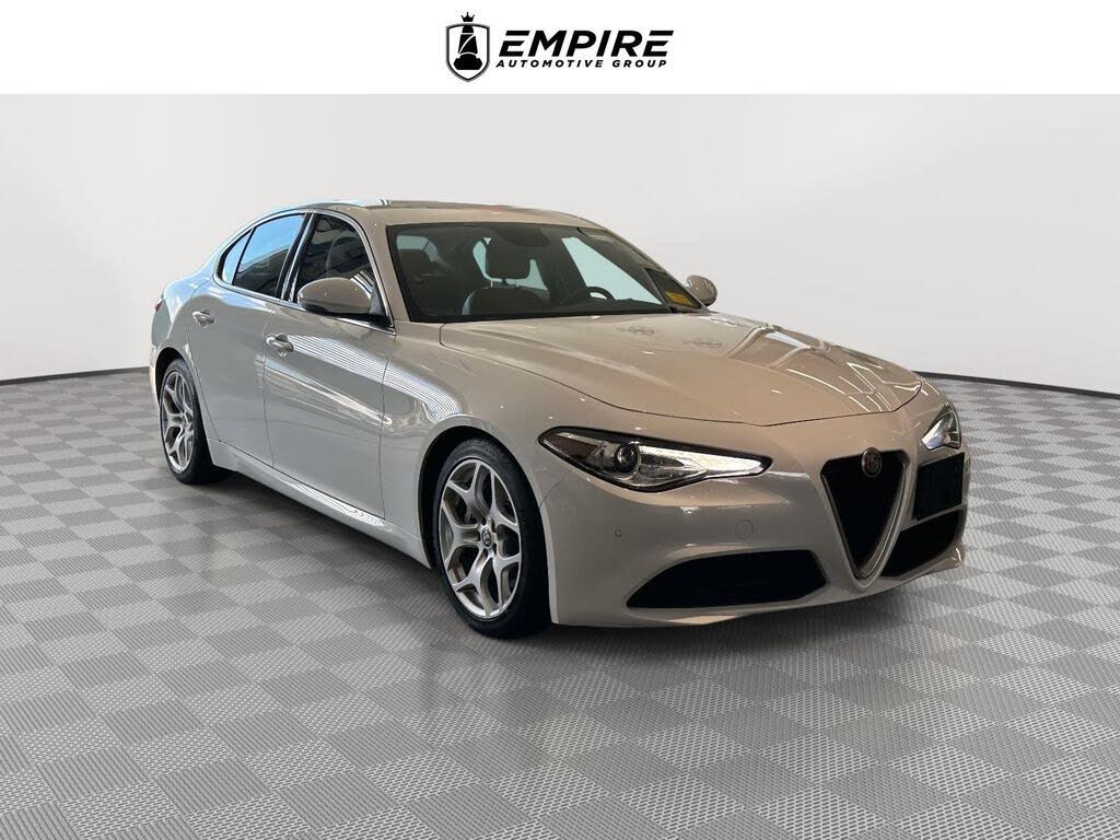 2019 Alfa Romeo Giulia Ti RWD