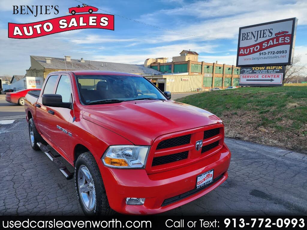 2012 RAM 1500 Express Crew Cab 4WD