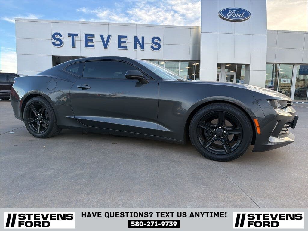 2017 Chevrolet Camaro 1LT Coupe RWD