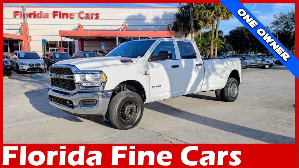 2022 RAM 3500 Tradesman Crew Cab LB DRW 4WD