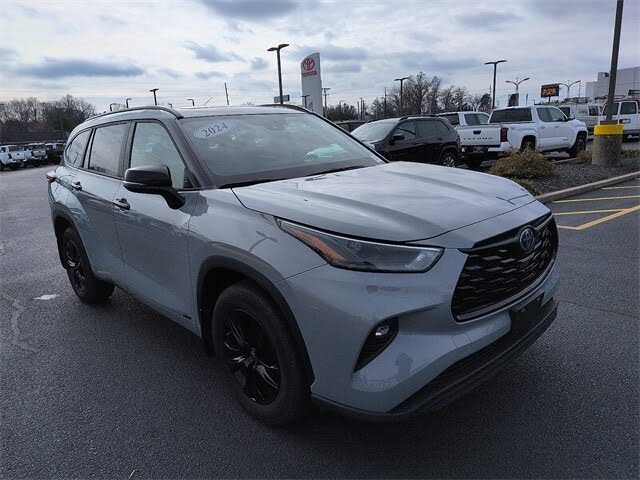 2024 Toyota Highlander Hybrid XLE AWD