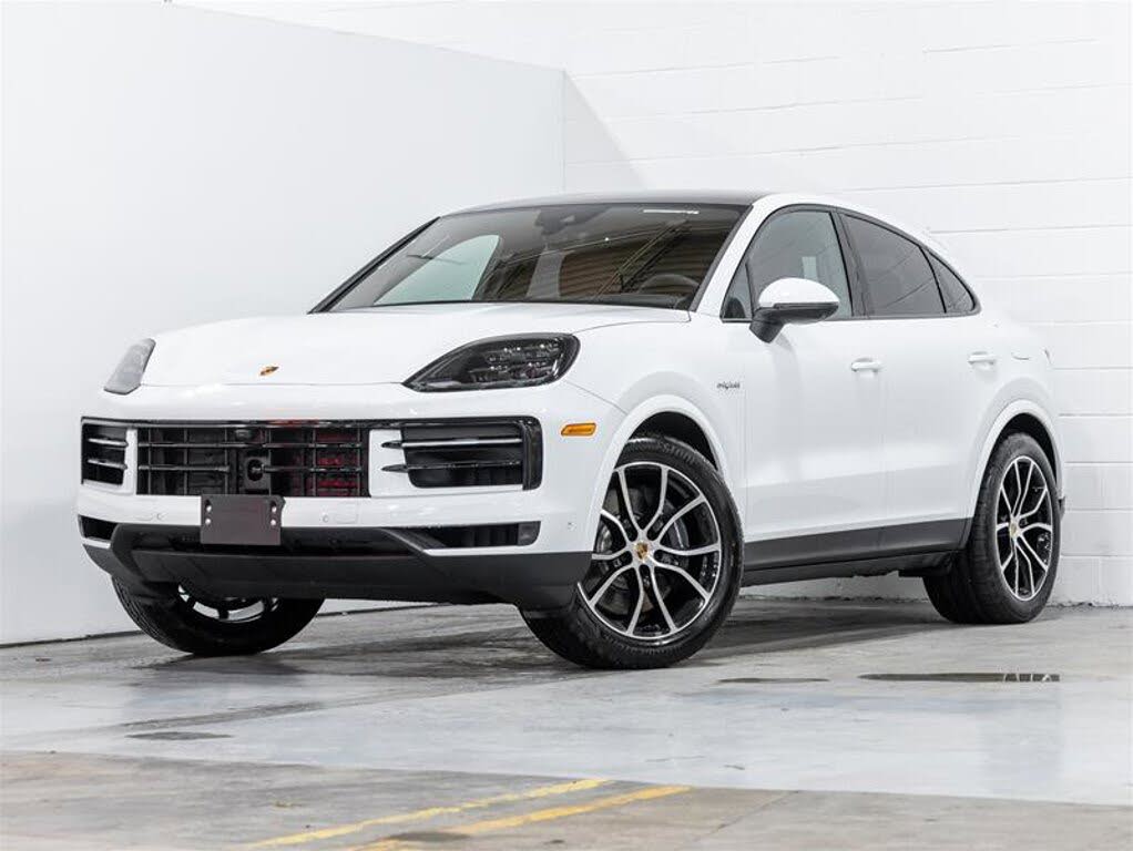 2025 Porsche Cayenne Coupe AWD