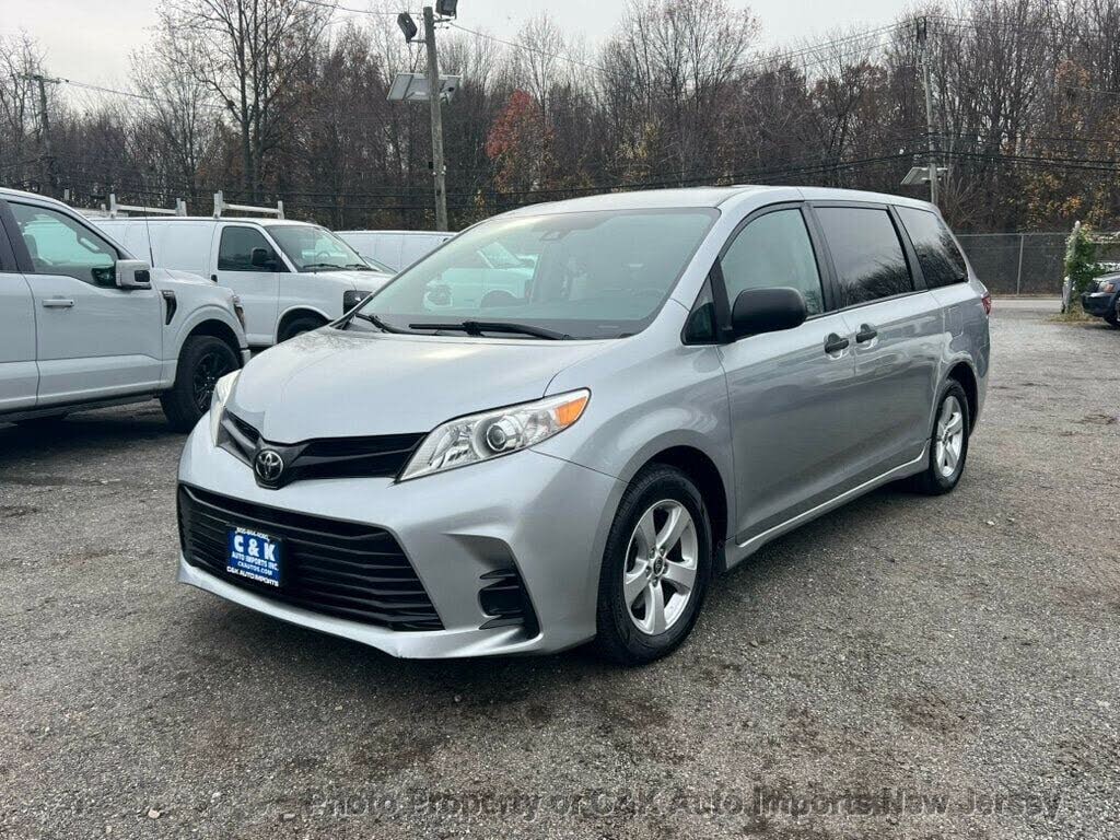 2020 Toyota Sienna L 7-Passenger FWD