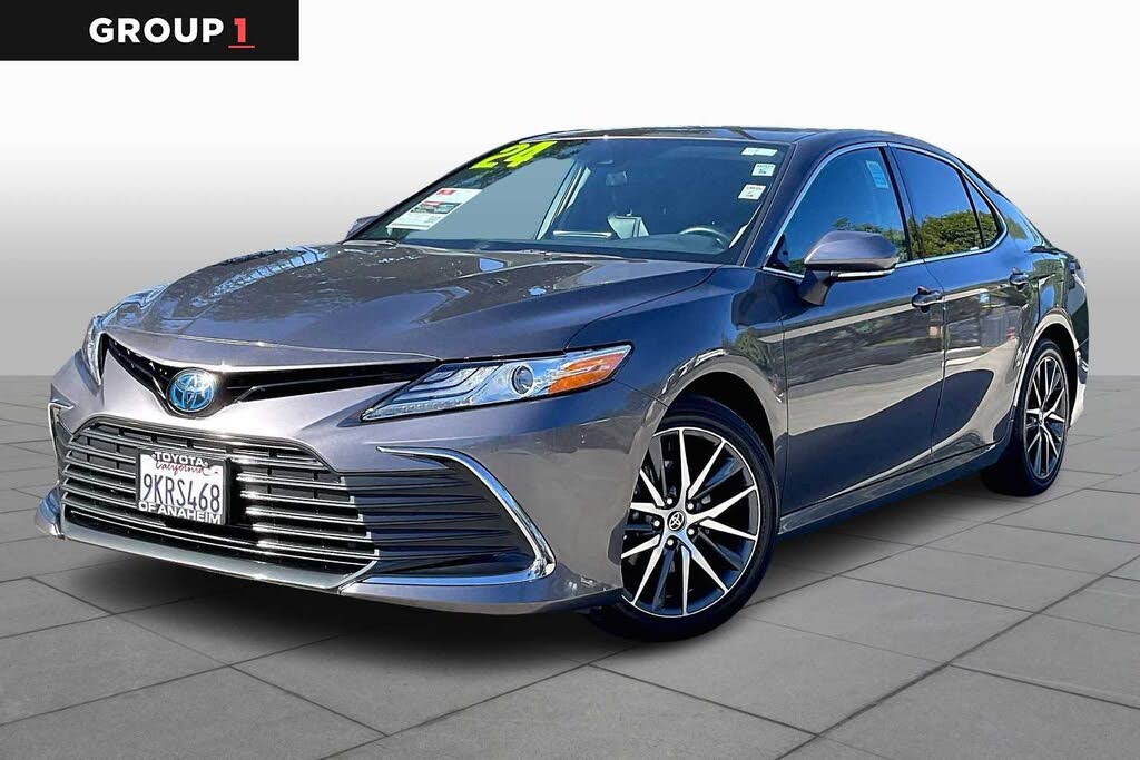 2024 Toyota Camry Hybrid XLE FWD
