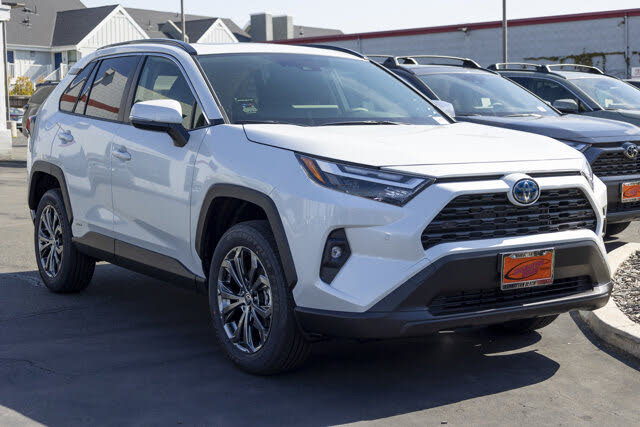 2025 Toyota RAV4 Hybrid XLE Premium AWD