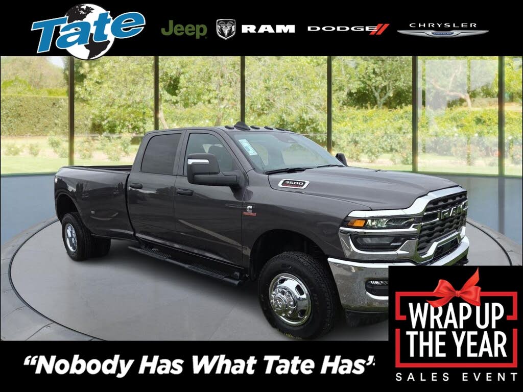 2026 RAM 3500 Tradesman Crew Cab LB DRW 4WD
