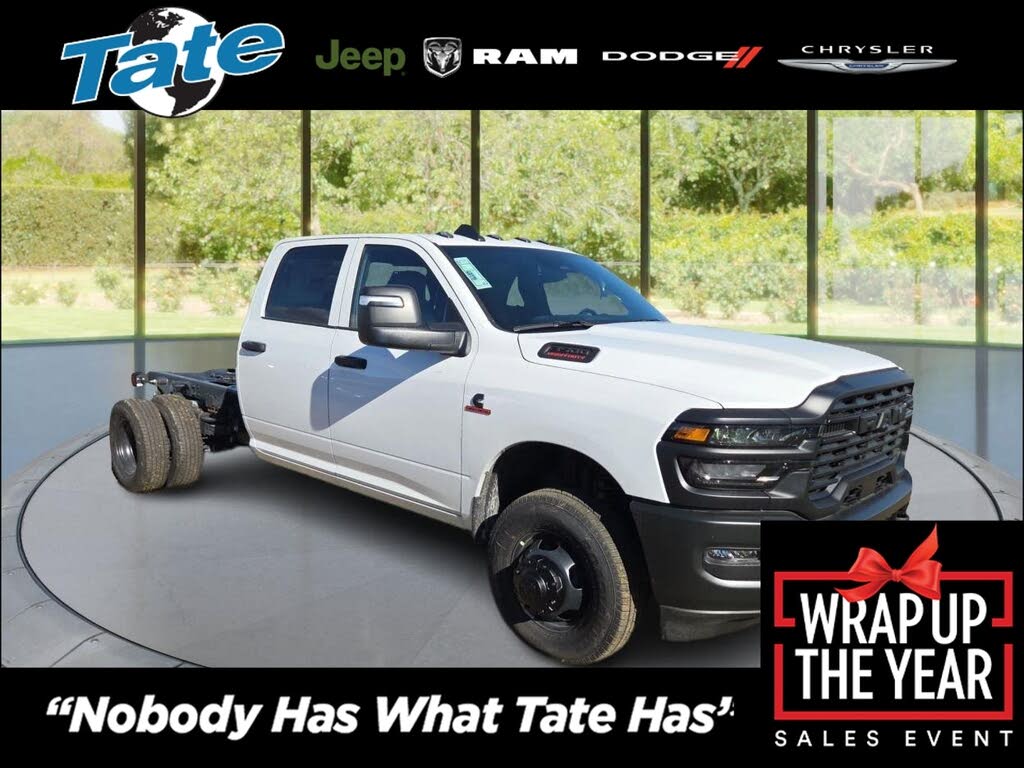 2026 RAM 3500 Chassis Tradesman Crew Cab LB DRW 4WD
