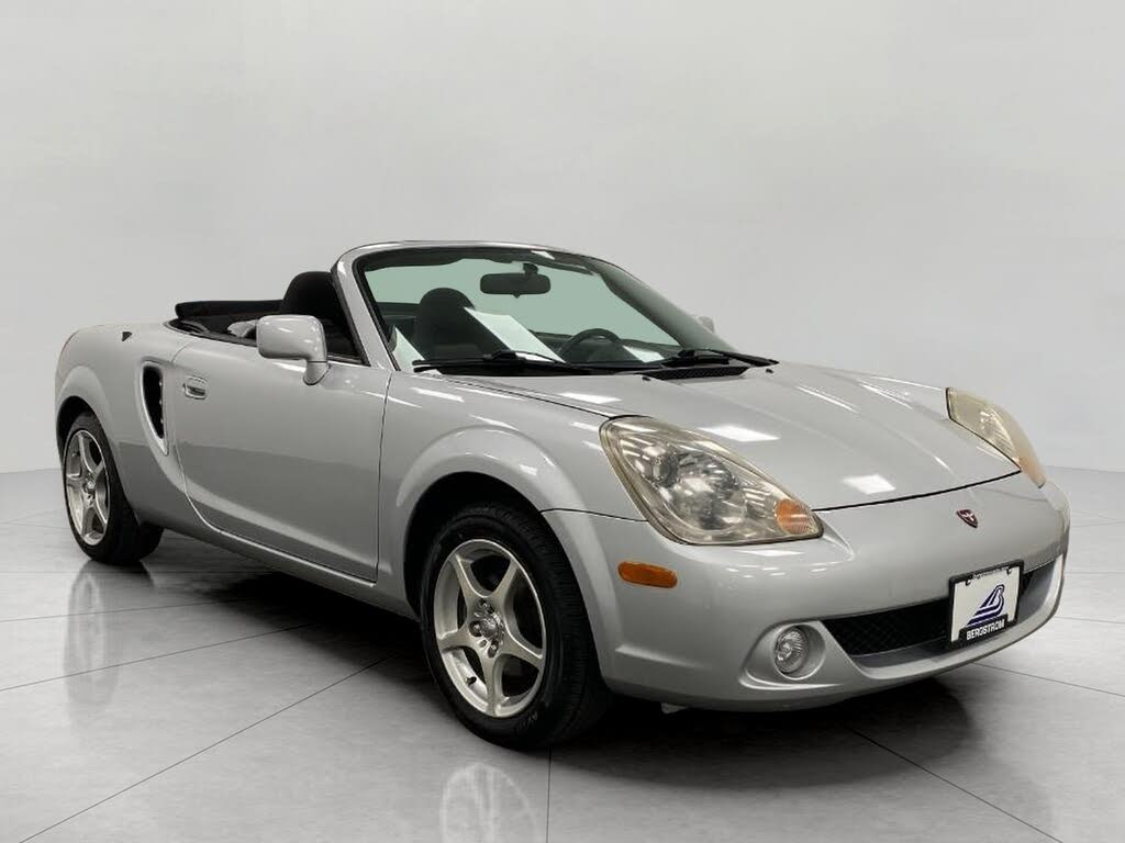 2004 Toyota MR2 Spyder 2 Dr STD Convertible