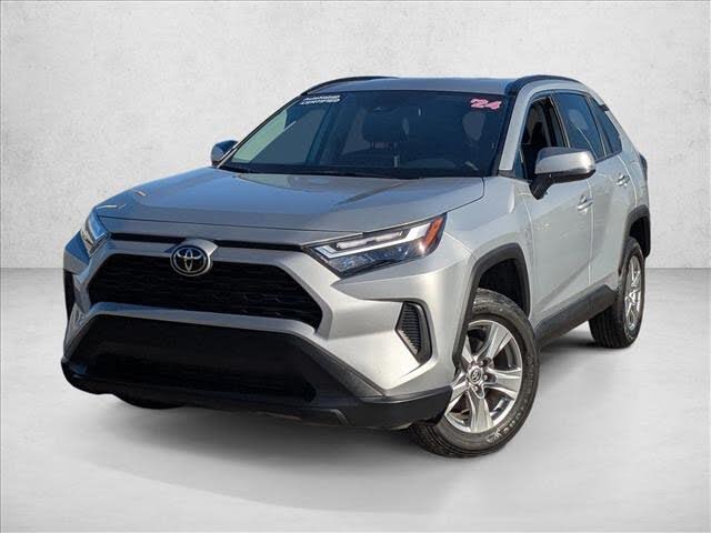 2024 Toyota RAV4 XLE FWD