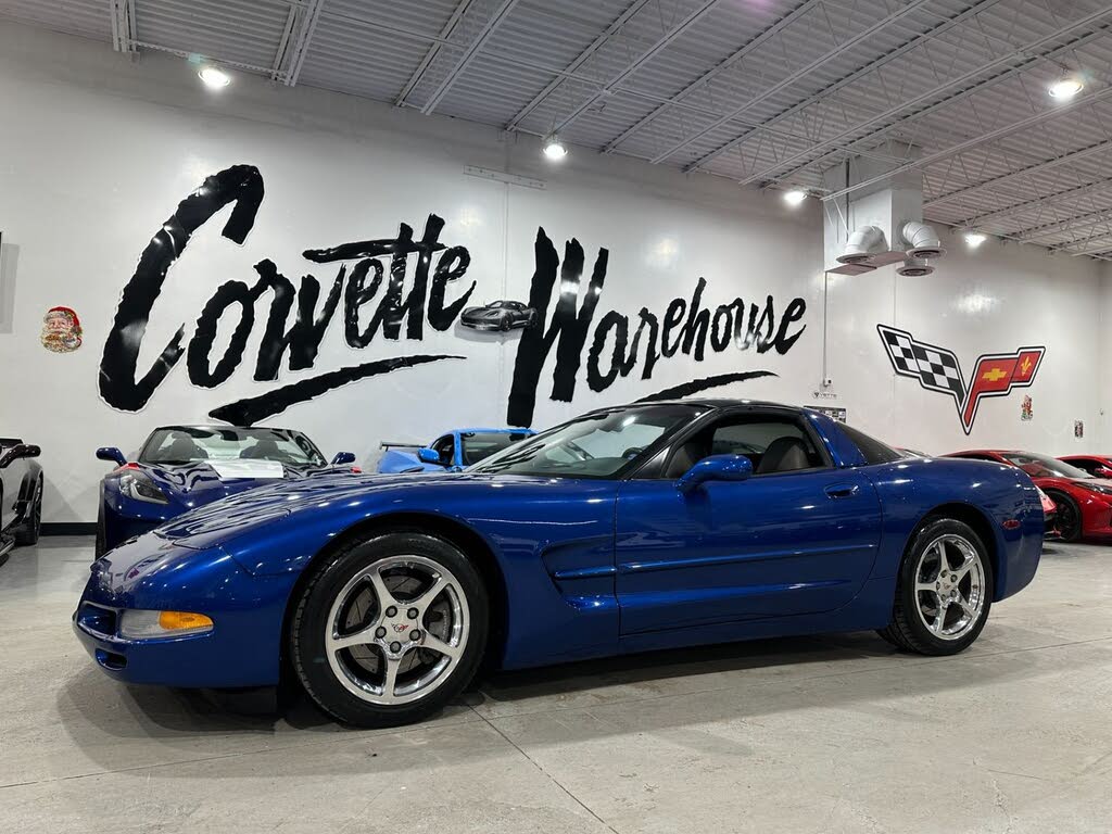 2002 Chevrolet Corvette Coupe RWD