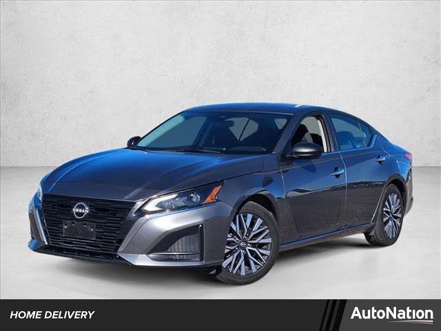 2024 Nissan Altima 2.5 SV FWD