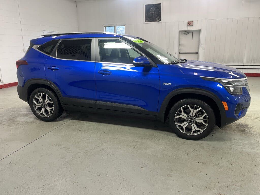 2022 Kia Seltos EX AWD