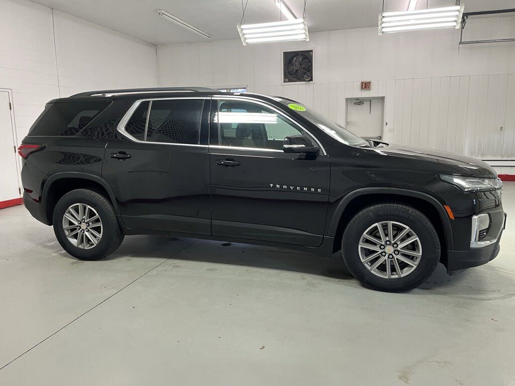 2023 Chevrolet Traverse LT Cloth AWD