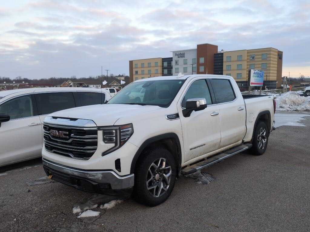 2024 GMC Sierra 1500 SLT Crew Cab 4WD