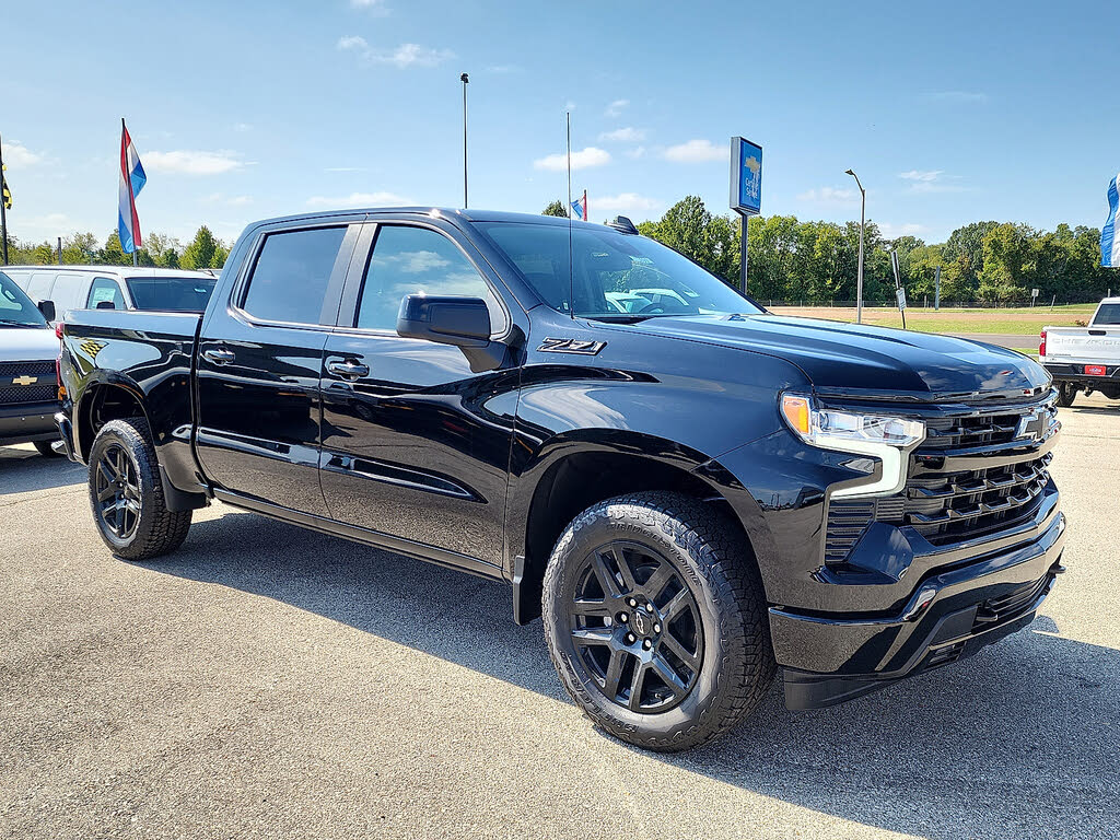 2026 Chevrolet Silverado 1500 RST Crew Cab 4WD