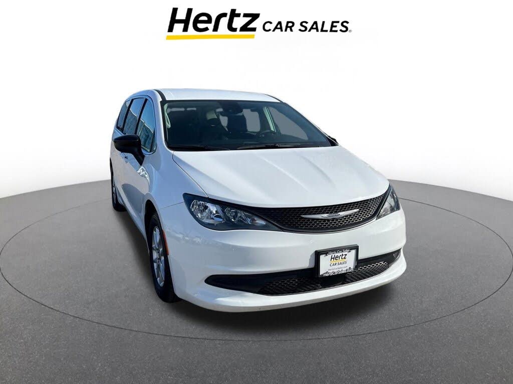 2024 Chrysler Voyager LX FWD