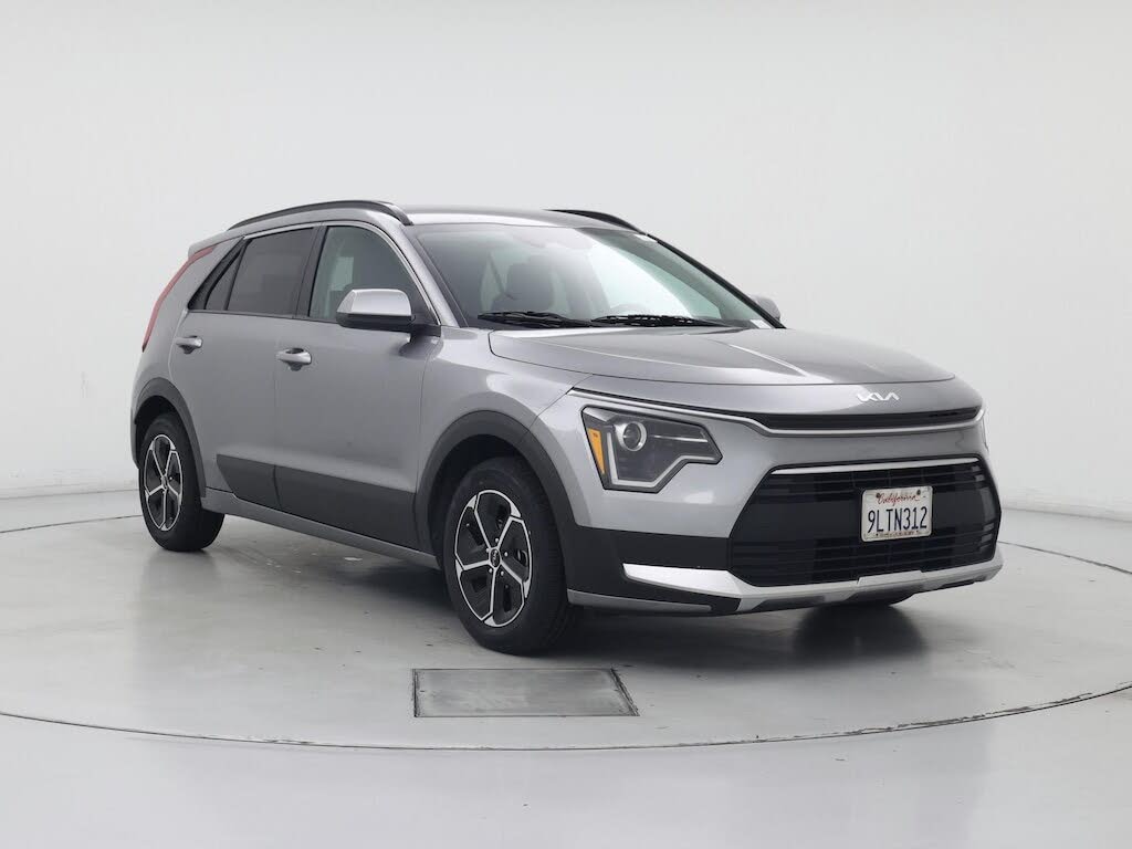 2024 Kia Niro LX FWD