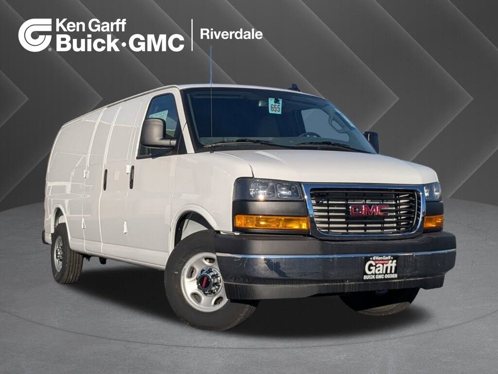 2025 GMC Savana Cargo 2500 RWD