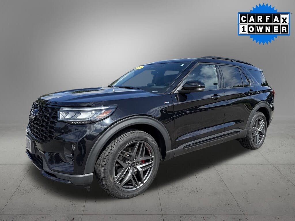 2025 Ford Explorer ST-Line AWD
