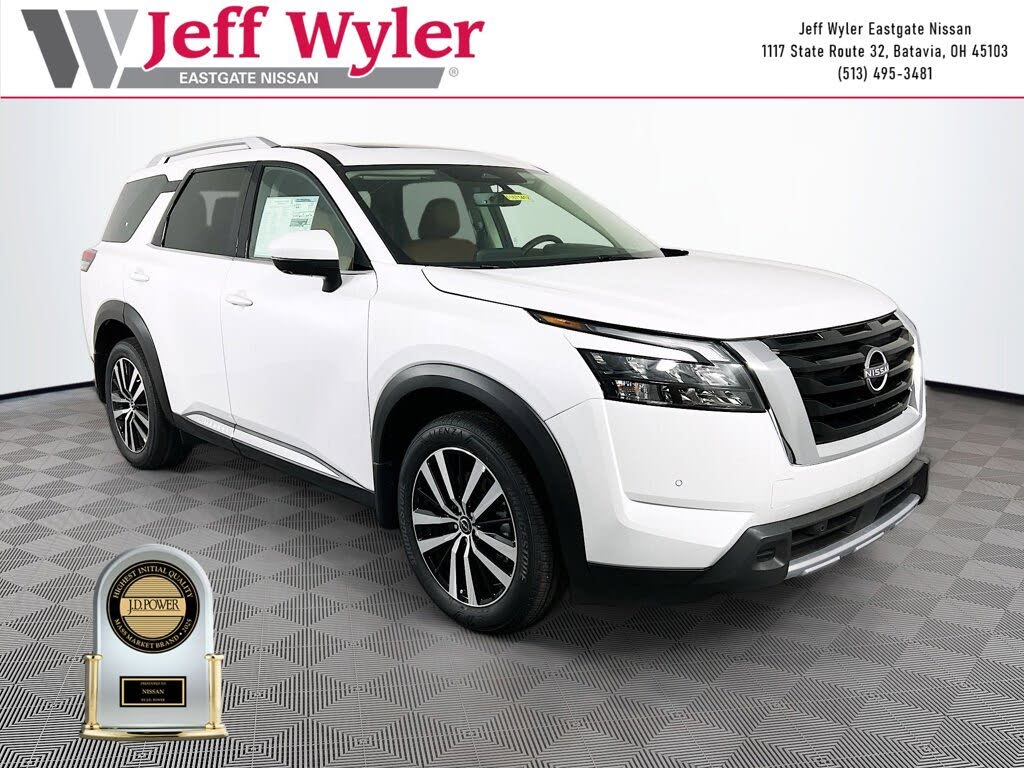 2025 Nissan Pathfinder Platinum 4WD