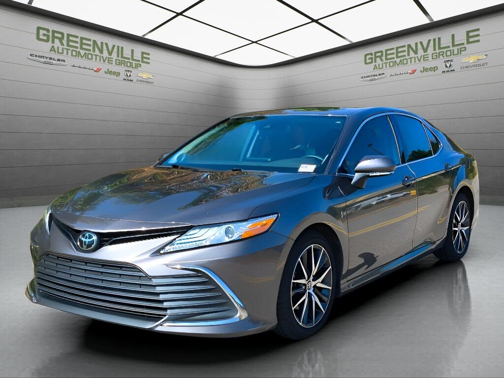2022 Toyota Camry XLE FWD