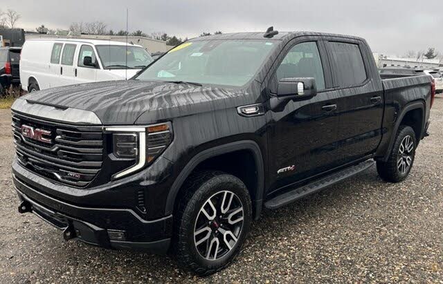 2023 GMC Sierra 1500 AT4 Crew Cab 4WD