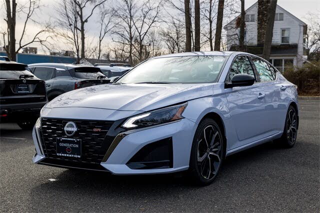 2025 Nissan Altima 2.5 SR FWD