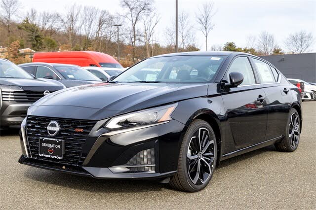 2025 Nissan Altima 2.5 SR FWD