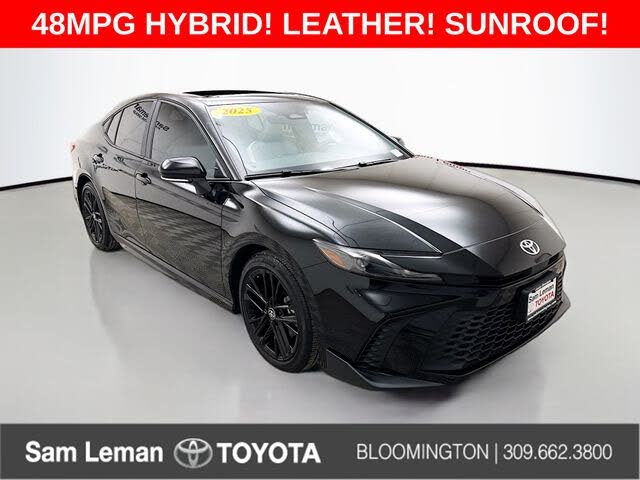 2025 Toyota Camry SE FWD