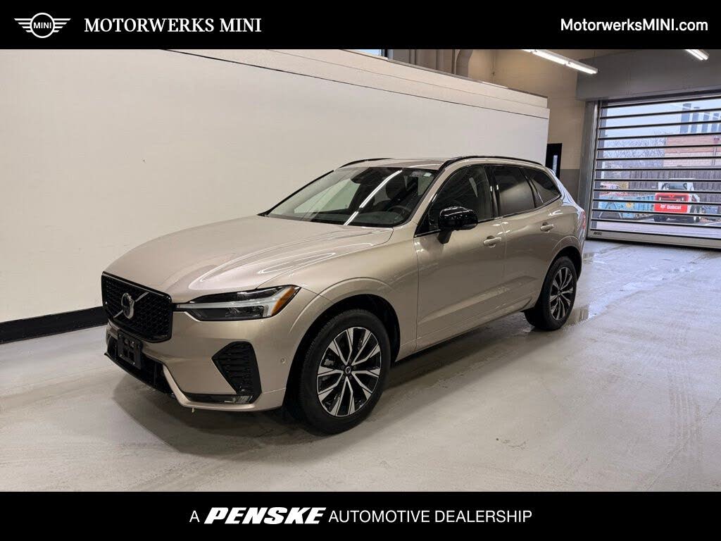 2025 Volvo XC60 B5 Plus Dark Theme AWD