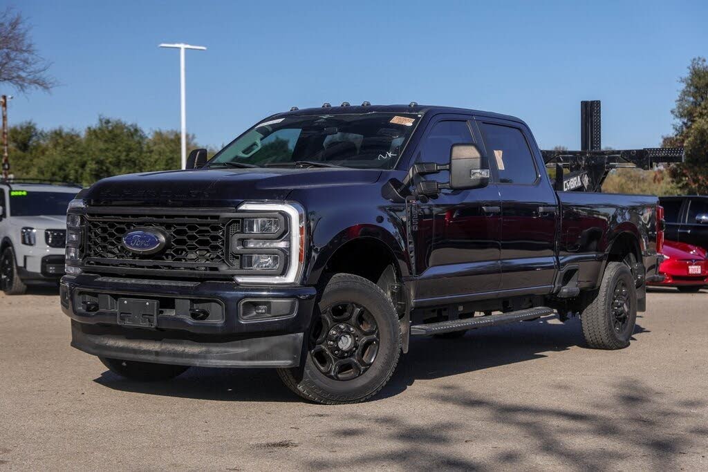 2023 Ford F-350 Super Duty XL Crew Cab 4WD