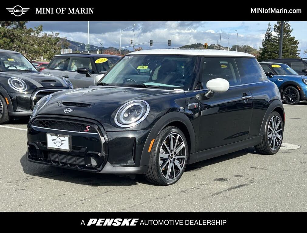 2023 MINI Cooper S 2-Door Hatchback FWD