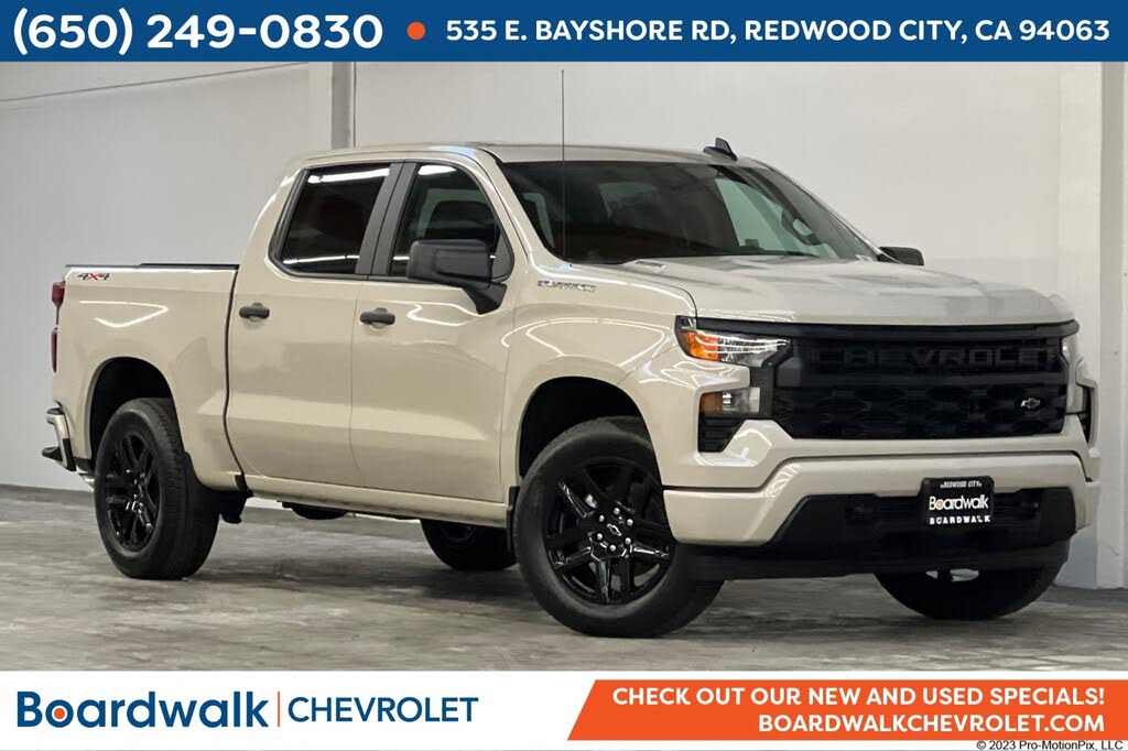 2026 Chevrolet Silverado 1500 Custom Crew Cab 4WD
