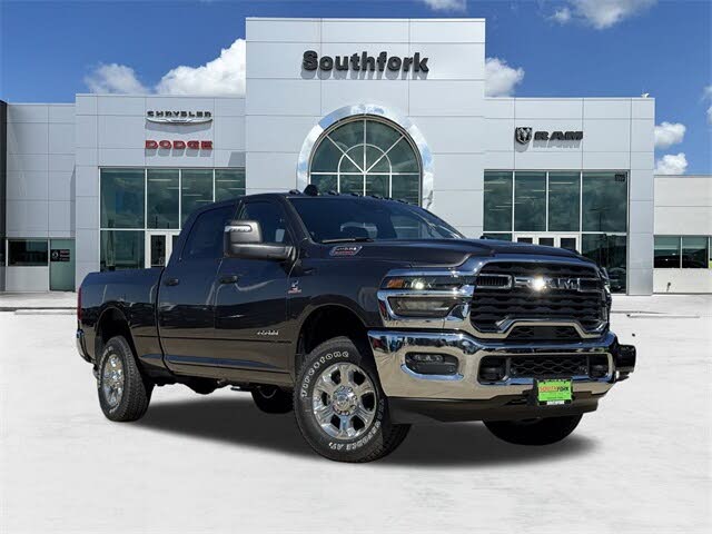 2025 RAM 2500 Big Horn Crew Cab 4WD