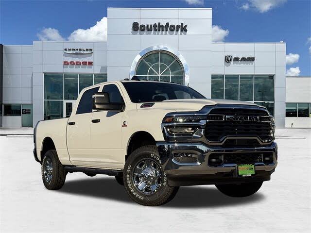2026 RAM 2500 Tradesman Crew Cab 4WD