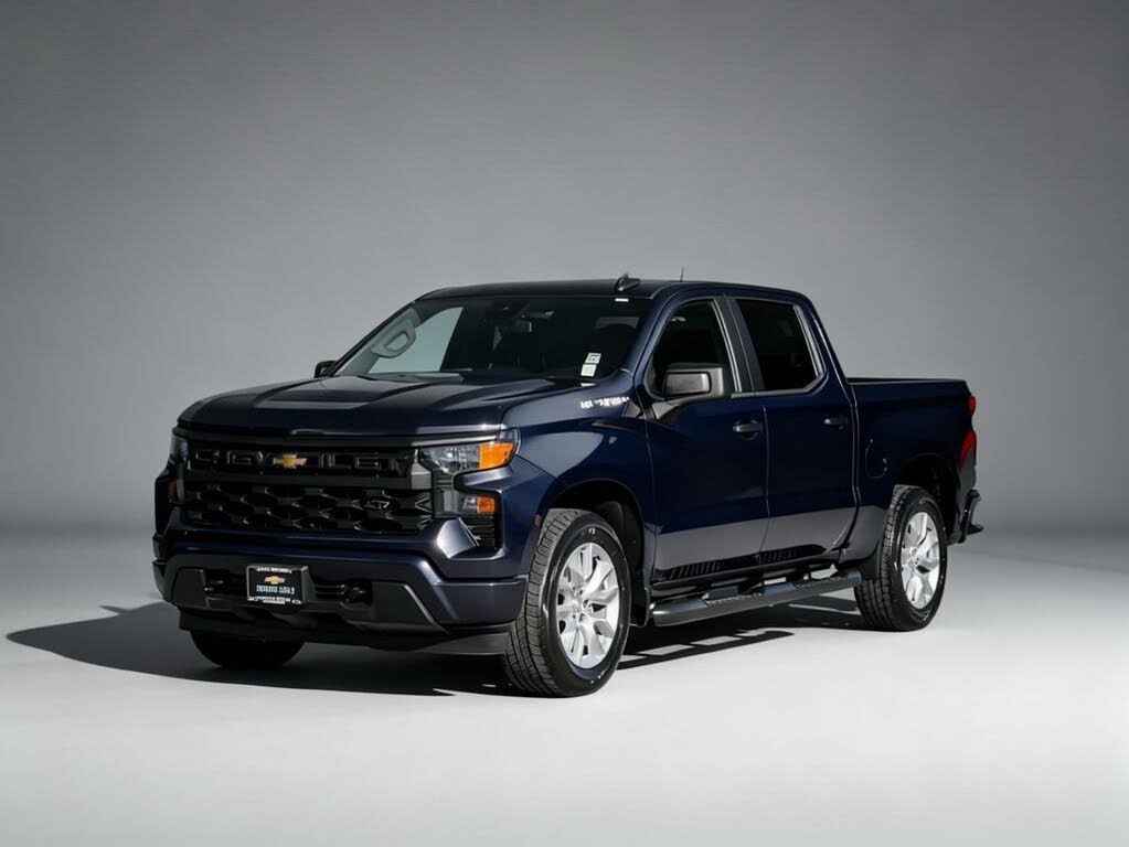 2022 Chevrolet Silverado 1500 Custom Crew Cab RWD