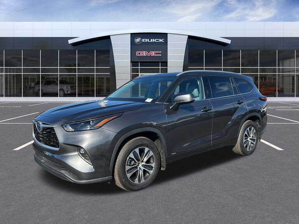 2022 Toyota Highlander Hybrid XLE AWD