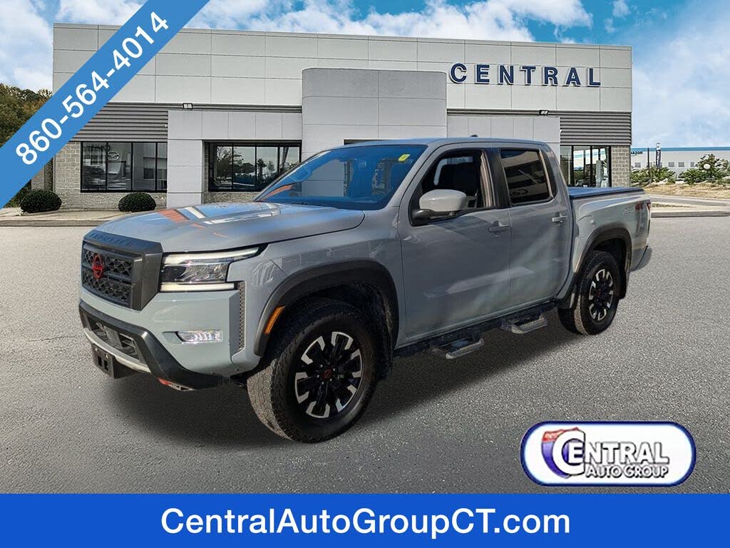 2023 Nissan Frontier PRO-4X Crew Cab 4WD