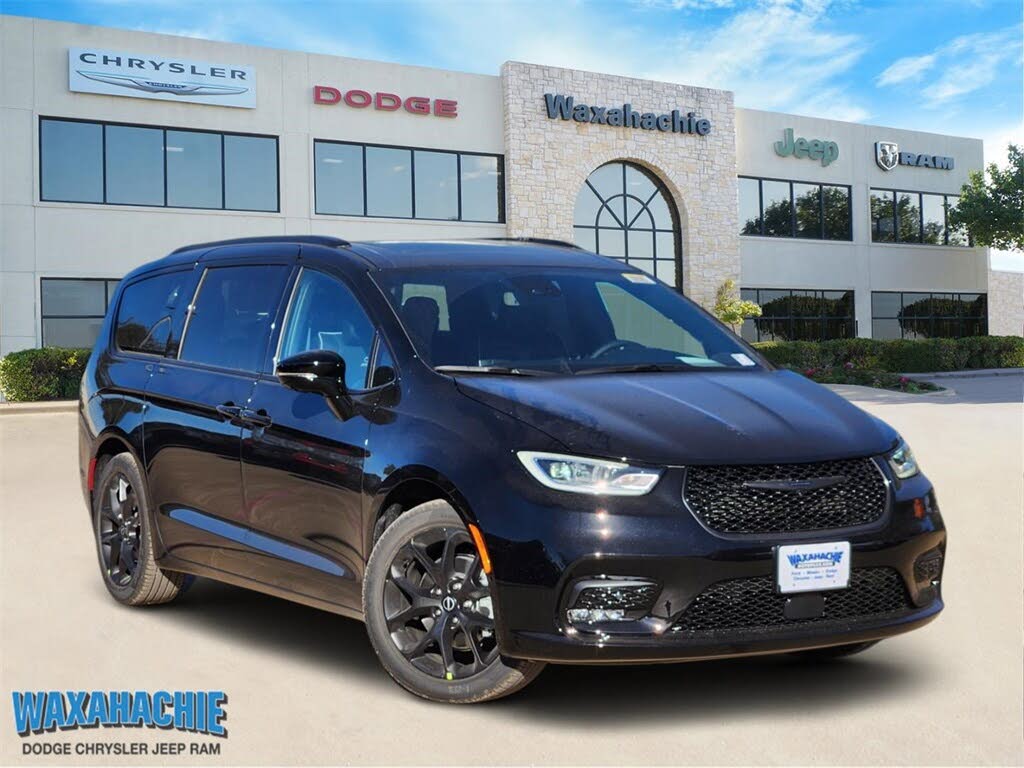 2026 Chrysler Pacifica Limited FWD