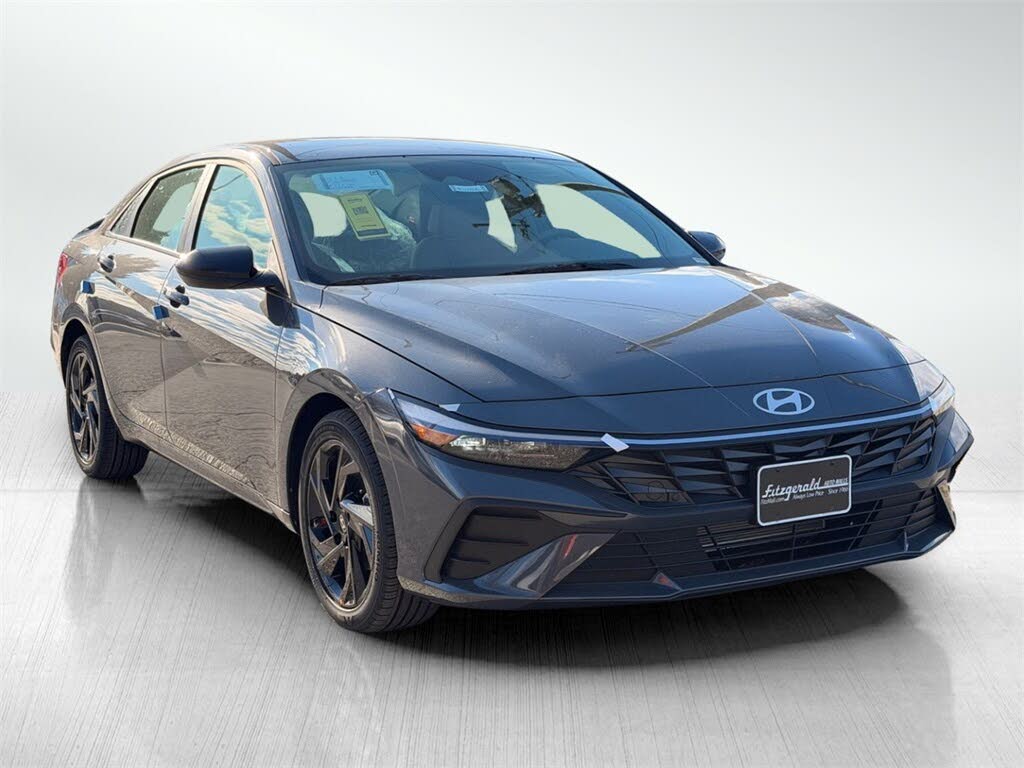 2026 Hyundai Elantra SEL Sport FWD