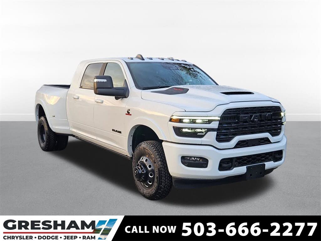 2026 RAM 3500 Limited Mega Cab DRW 4WD