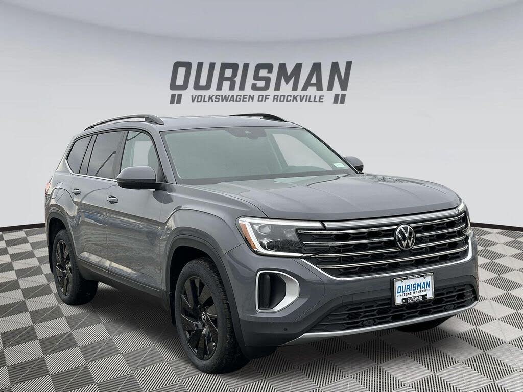 2025 Volkswagen Atlas SE 4Motion with Technology