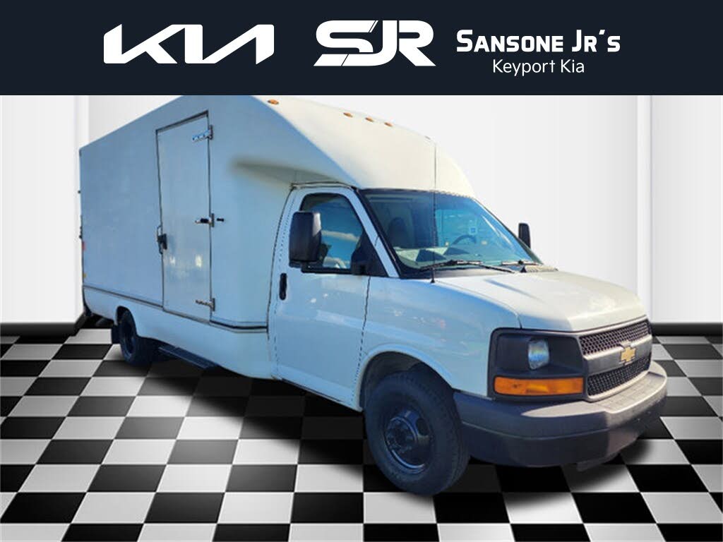 2016 Chevrolet Express Chassis 3500 177 Cutaway with 1WT RWD