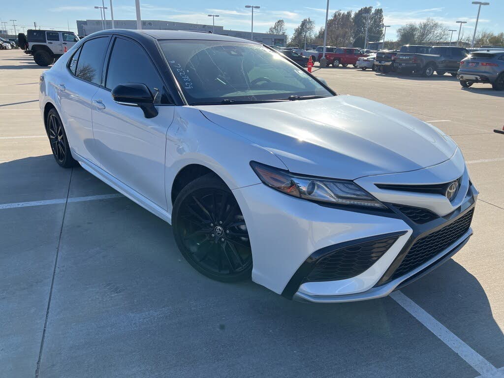 2022 Toyota Camry XSE FWD